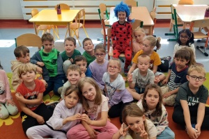 Dzień Bohatera - dziewczynki 